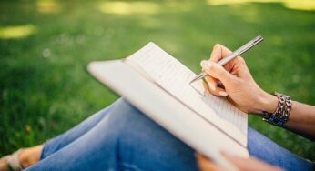 5 Peran Penting Buku Ajar Yang Wajib Diketahui