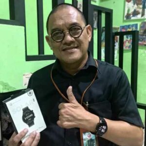 Dr. Ari Udijono